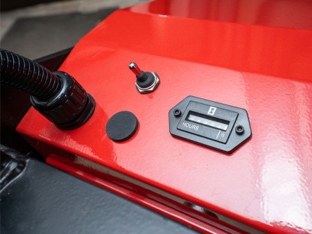 Шлифовально-полировальная машина на дистанционном управлении RDM-P680 Шлифовально-полировальная машина на дистанционном управлении RDM-P680